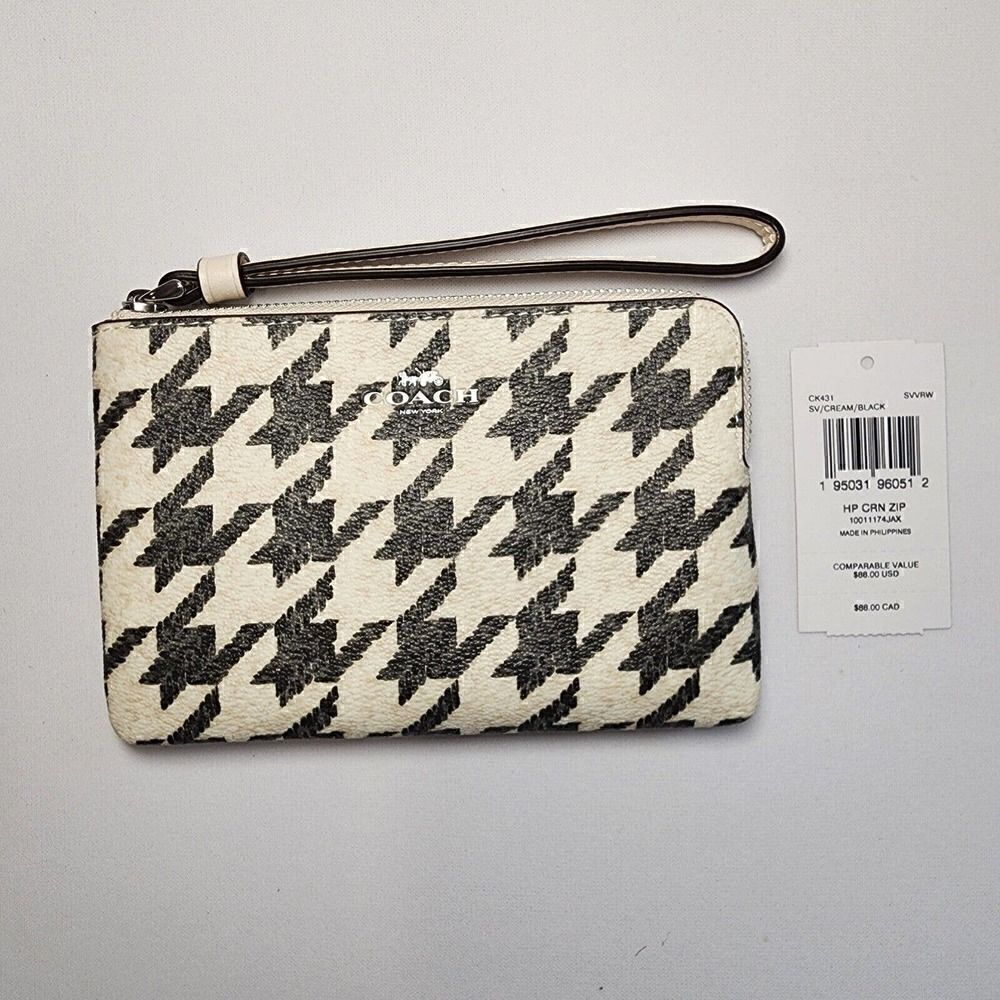NWT Coach CK431 Corner Zip Wristlet with Houndstooth Print Cream/Black